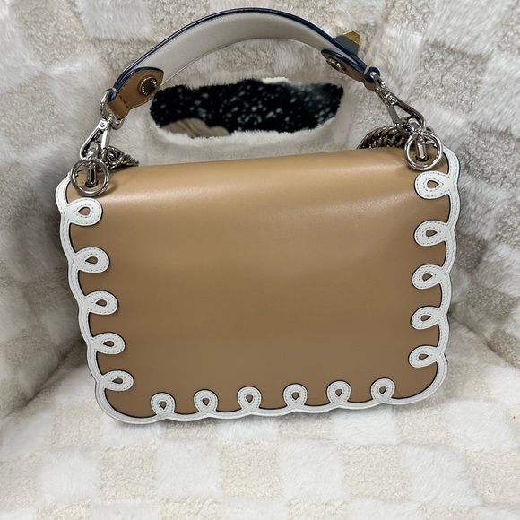 Fendi swirl Kan bag - Picture 2 of 12